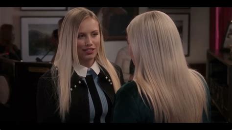 Gracie Dzienny Sexy Scene in The Sex Lives Of College Girls